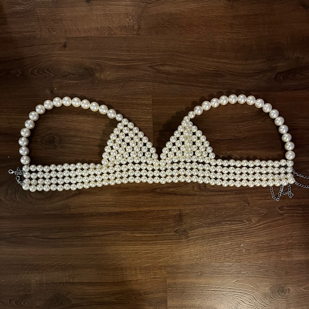 Mew Mews Elodie Pearl Crop Top - Picture 3 of 3
